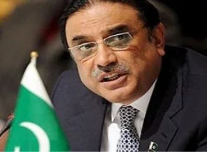 Pakistan'da seçim zirvesi