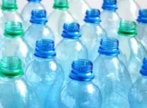 Plastik şişelerdeki korkunç ayrıntı