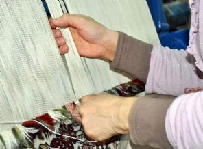 Sivas halıları 'mühürlü eller'de hayat buluyor