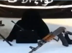 Suudi Arabistanlı kadın savaşa geldi