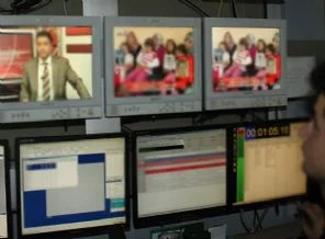 Televizyonculara 'özel haber' kullanma yasağı