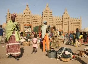 Tombuktu'da çocuk öldürmenin Paris'teki faydaları