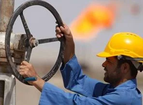 Tüpraş, İran'dan petrol alımını uzatacak