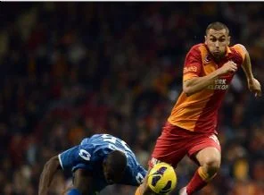 ''UEFA Yılın 11''i oylaması