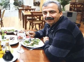 Xwade mezıne'den eda mezıne'ye