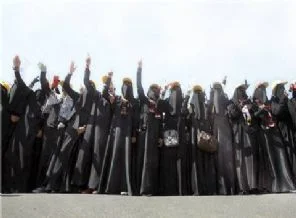 Yemen'de şiddete karşı kara dul öfkesi