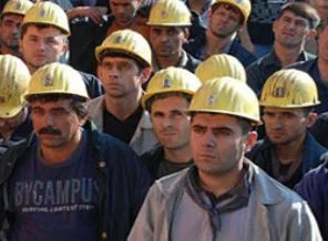 100 bin sözleşmeli işçiye kadro geliyor
