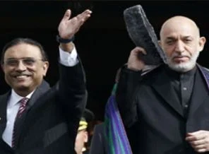 Afganistan barışını Londra'da tartışıyorlar