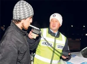 Alkollü sürücüye en az 2 yıl hapis