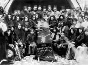 Anadolu'nun gizli Ermenileri: Biri imam biri başpiskopos