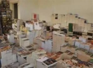 Antalya'da korsan kitap baskını