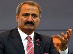 Bakan'dan Başçı'ya sert sözler: Haddini bilecek!