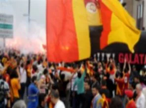 Bursa'daki GS Store'da kavga