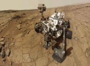 Curiosity Mars'ta ilk kayayı deldi