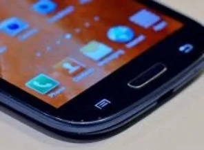 Galaxy S4 yalnız gelmeyecek!