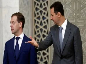 Rusya'dan Esad'a Kaddafi olursun uyarısı
