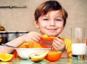 Sağlıklı beslenme konusunda aileler çocuklara örnek olmalı
