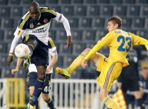 Sessiz gecede tur Fenerbahçe'nin