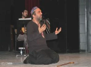 Ülkücü camiadan helallik istedi