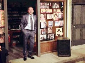 Ünlü teknik adam 80'ler dizisinde