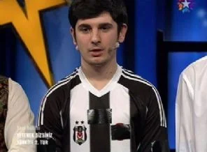 Yetenek Sizsiniz'de Türk bayrağı krizi