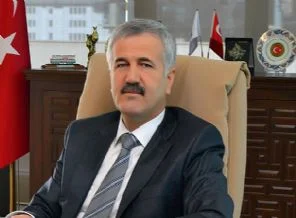 2012'de kaç ihale gerçekleşti?