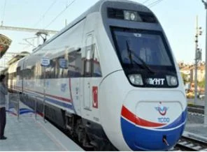 5 TL'lik hızlı tren bileti anında tükendi
