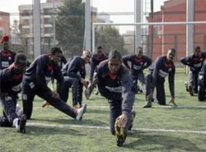 Afrikalı futbolcular transfer vaadiyle kandırıldılar