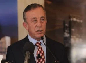 Ağaoğlu'ndan Mimarlar Odası'na ve TOBB'a sert sözler!