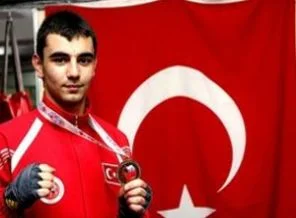 Başbakan'a verdiği sözü tuttu