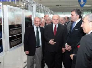 'Batı'ya Doğru Akan Nehir Medeniyet Belgeseli' fotoğrafları Atatürk Havalimanı'nda