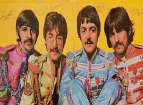 Beatles'ın imzalı albümüne 290 bin dolar