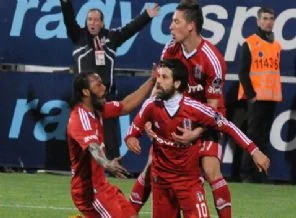Beşiktaş İnönü'de 'her açıdan' 3'ledi!