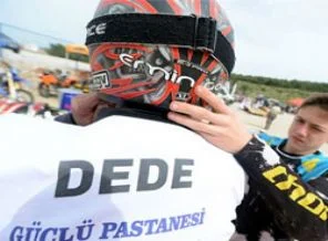 Enduronun ''dedesi'' pistlerde