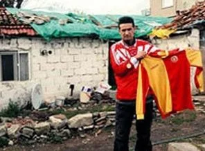 Eski G.Saray'lı futbolcu intihara kalkıştı