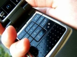 Ev telefonu cep telefonuna yenildi mi?