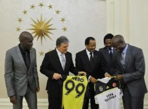 Gül; Webo, Herve Tum ve Song'u kabul etti