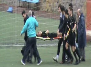 Hakemi tekme tokat hastanelik ettiler