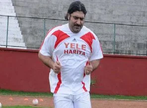 İlk maçında golünü attı