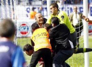 Kasımpaşa Bursaspor maçında dehşet