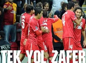 Milliler 'ya tamam ya devam' maçına çıkıyor