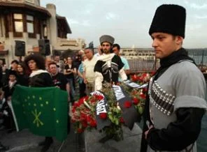 Türkiye vatandaşıyız ama Türk değiliz