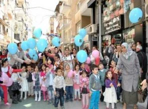 3 milyon salavat balonlarla gökyüzüne bırakıldı!