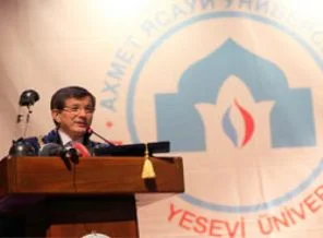 Ahmet Davutoğlu Kazakistan'da