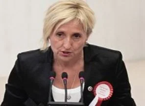Akil İnsanlar listesine ilk tepki
