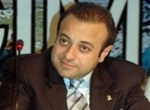 'Akil İnsanlar' maaş alıyor' iddiasına Twitter'dan yanıt!
