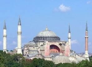 Ayasofya için 2 milyon imza toplandı bile