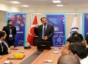 Bahreynli gençlerden AA'ya ziyaret