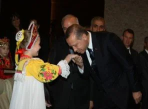 Başbakan Erdoğan'ın çok özel konukları (FOTO)