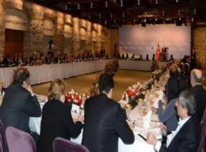 Baskın Oran yeni bir tartışmanın fitilini ateşledi